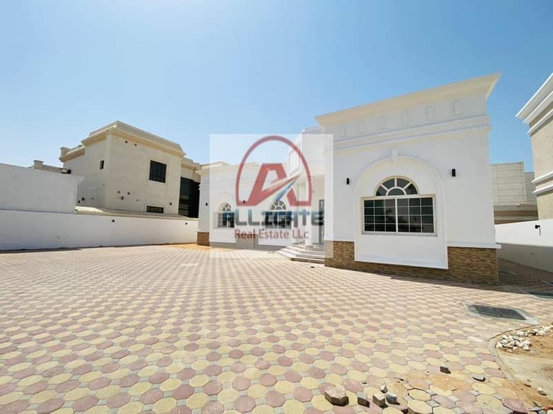 3 Well maintained | Spacious | With private garden