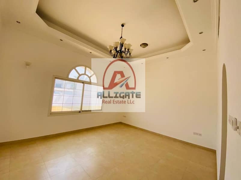 10 Well maintained | Spacious | With private garden