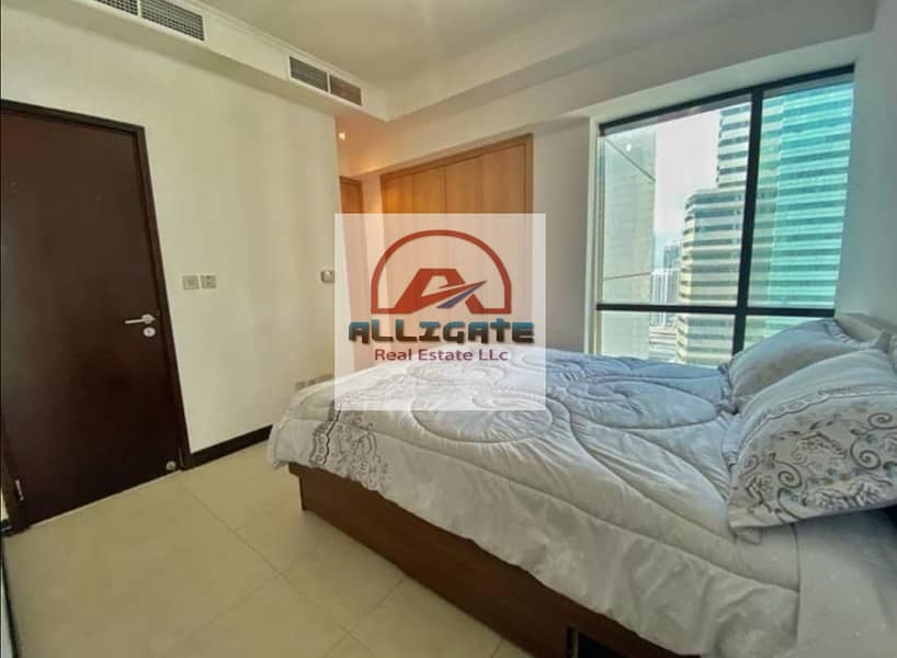 7 Lake view/2-Bedrooms with Balcony/Unfurnished