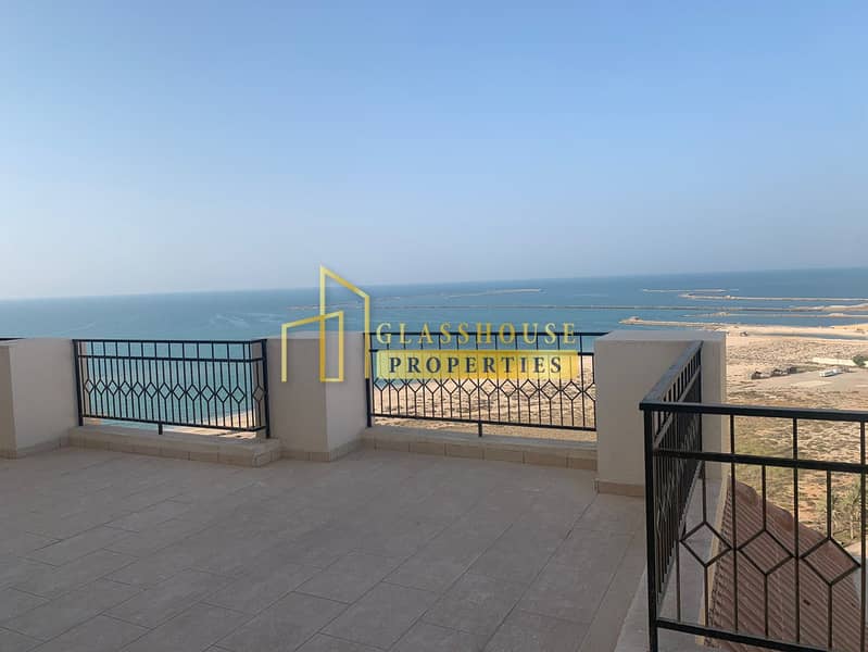 Sea View 3 BR Apt on a High Floor + 12 yr Free Visa Sea View 3 BR Apt on a High Floor + 12 yr Free Visa