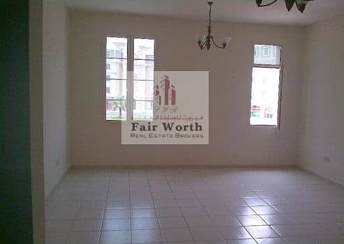 7 Ready Apartment Near Bus Stop and Mall