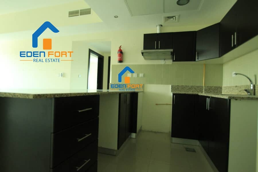 2 Amazing Layout 1 Bedroom in Red Residence - DSC. .