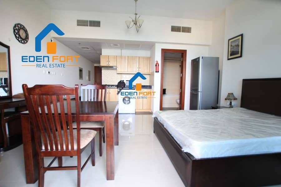 8 STUDIO unit for rent in Elite sports Residence 9.