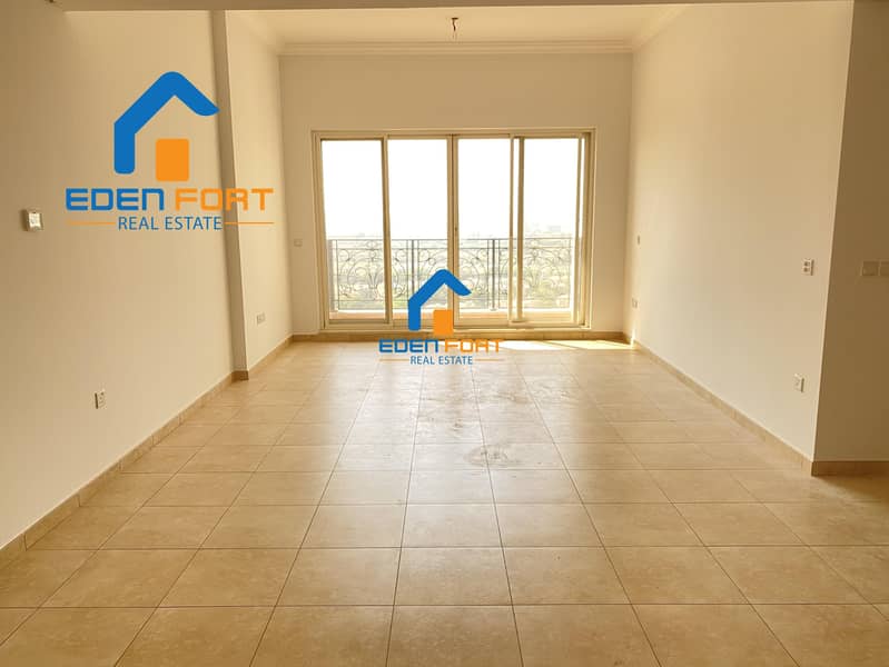 3 Spacious Two Bedroom Apartment With Golf View