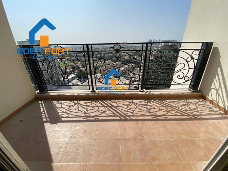 13 Spacious Two Bedroom Apartment With Golf View