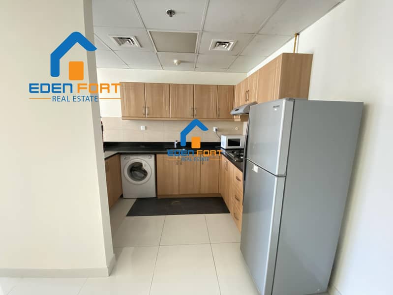 3 Closed Kitchen Unfurnished One Bedroom Apartment