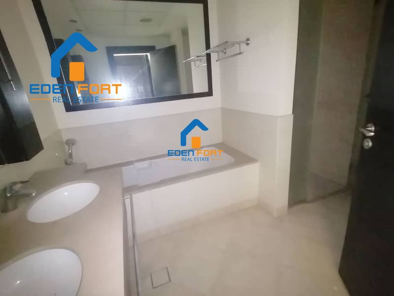 12 Huge & Nice 2 BHK + Laundry | Link west  | Golf Course View  | Views