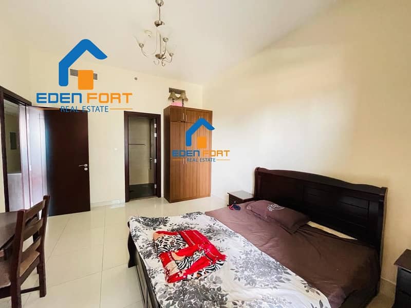 7 Golf View-Fully Furnished-1BHK-Elite Residence-DSC
