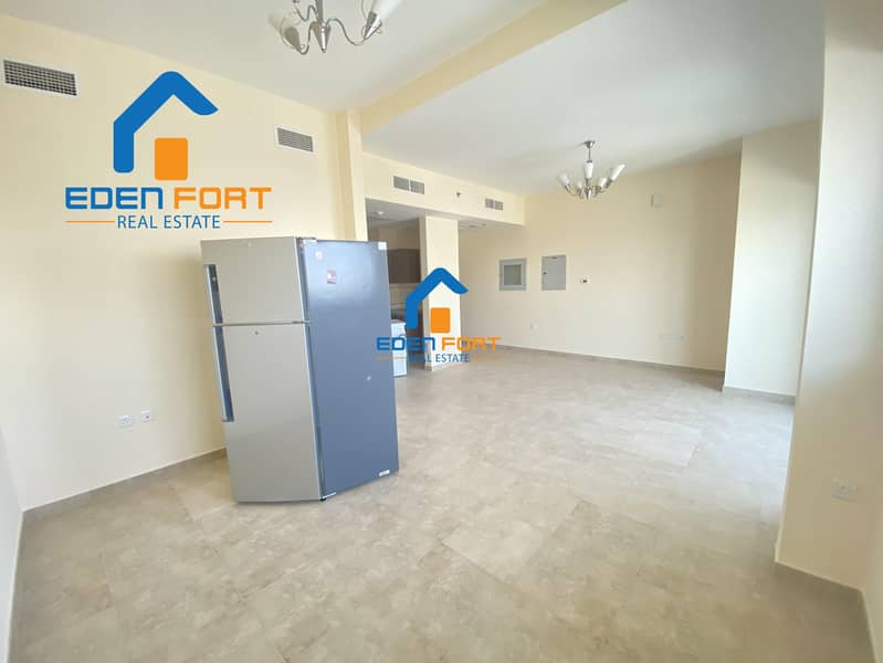 4 Higher Floor With Lake View  One Bedroom Flat in JLT