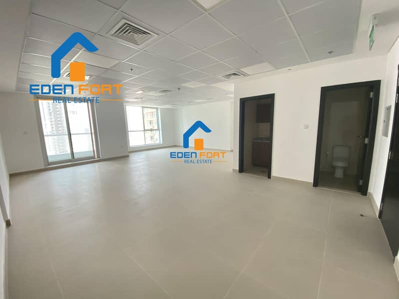 2 Fitted Office with Lake view in Preatoni Tower Cluster L