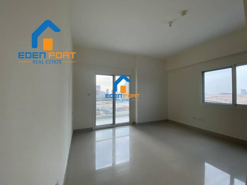 12 READY TO MOVE - UN-FURNISHED 1BHK ON HIGH FLOOR