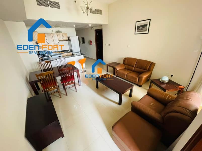 4 GOLF VIEW BEAUTIFUL FURNISHED 1BHK IN ELITE 08- DSC