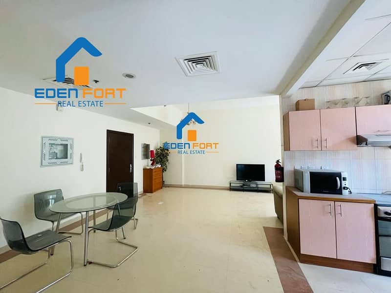 9 BEAUTIFUL UNFURNISHED 2BHK IN ZENITH TOWER A1