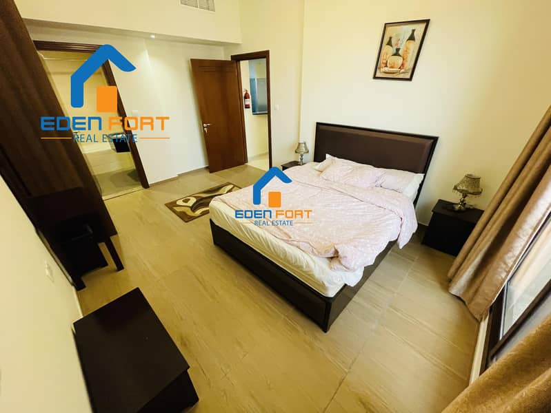 9 POOL VIEW  FURNISHED 1BHK IN ELITE 10