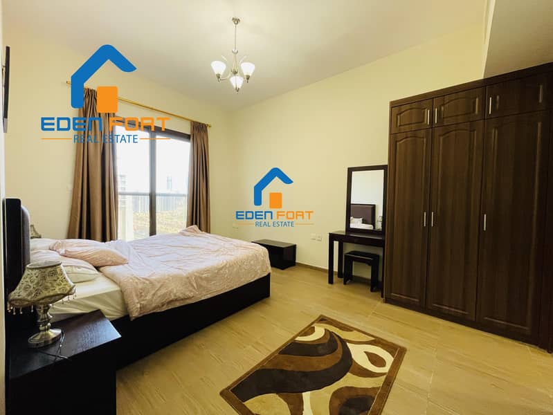 10 POOL VIEW  FURNISHED 1BHK IN ELITE 10