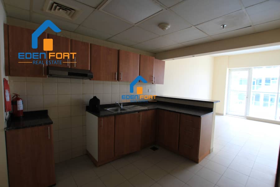 2 ONE Bed Room Apartment in Cricket Tower.