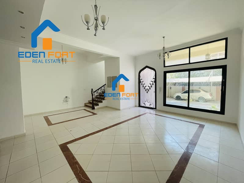 2 Compound Villa 4BR+M Near to Jumeriah Beach