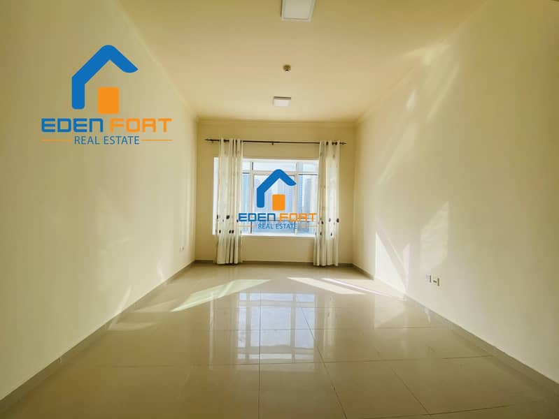 4 BEAUTIFUL UNFURNISHED 1BHK IN LAKE CITY TOWER