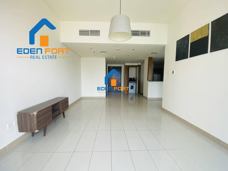 6 HIGH FLOOR SEA VIEW UNFURNISHED 1 BHK IN JLT