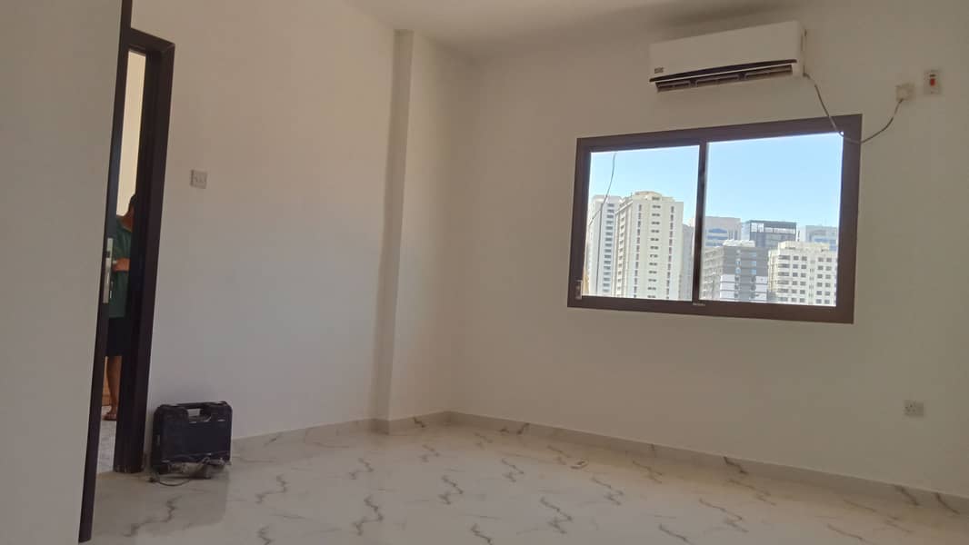 Hot Deal! Only 2800/m! Brand-new Studio on Airport Road with Water, Electricity and Parking