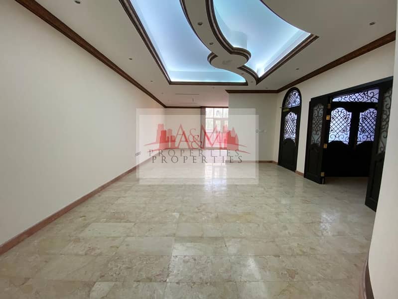 9 ELEGANT 8 Bedroom Villa with Private Parking&Pool at Murror Road 400