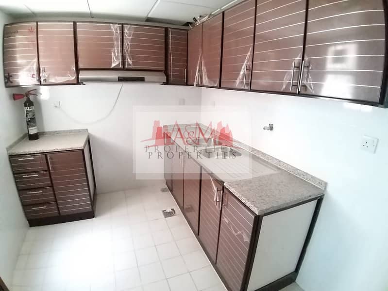 11 Bet Rates. : Two Bedroom Apartment with Built-in Wardrobes in Khalidiyah for AED 45