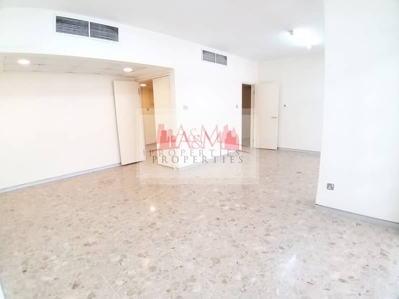 Квартира в Аль Халидия, 2 cпальни, 55000 AED - 5406030