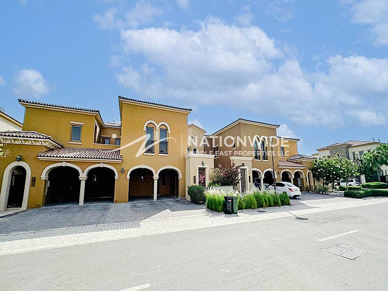 Huge Villa | Friendly Community | Prime Location Huge Villa | Friendly Community | Prime Location