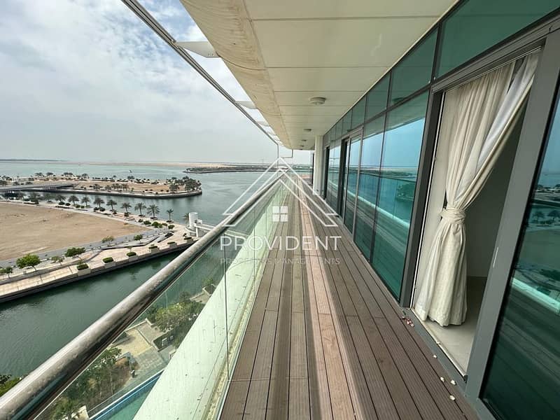 Full Seaview Penthouse |Upgraded |Premium Location
