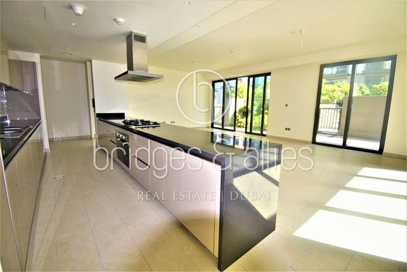 3150 SQFT | 3BR W PRIVATE GARDEN | NO MAID ROOM 3150 SQFT | 3BR W PRIVATE GARDEN | NO MAID ROOM