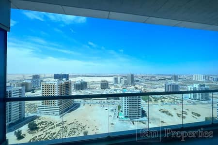 2 Bedroom Flat for Sale in Dubai Residence Complex, Dubai - Rented at 40k on high floor Exclusive 2br