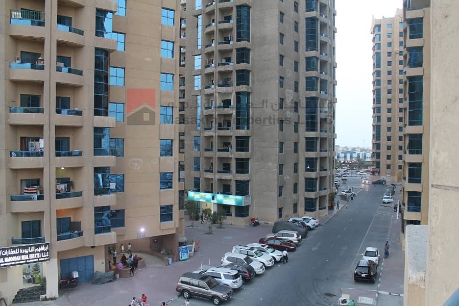 2 bhk available for rent in Al khor tower . 27000/-