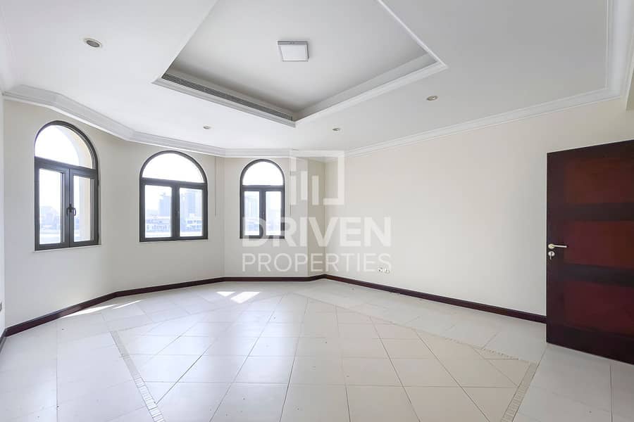 Vacant | G+2 Villa and Full Beach Access Vacant | G+2 Villa and Full Beach Access