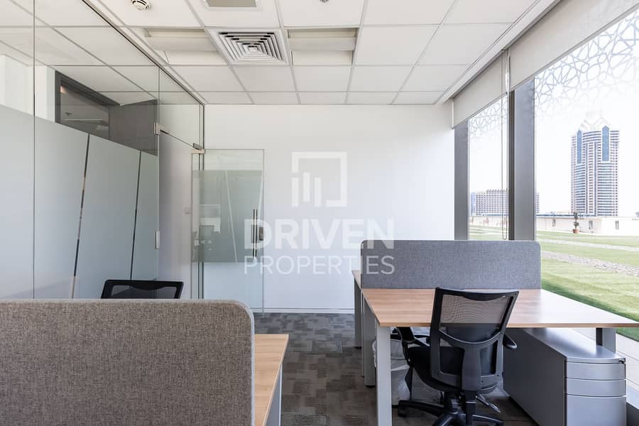 Fitted | Regus Business Center Downtown