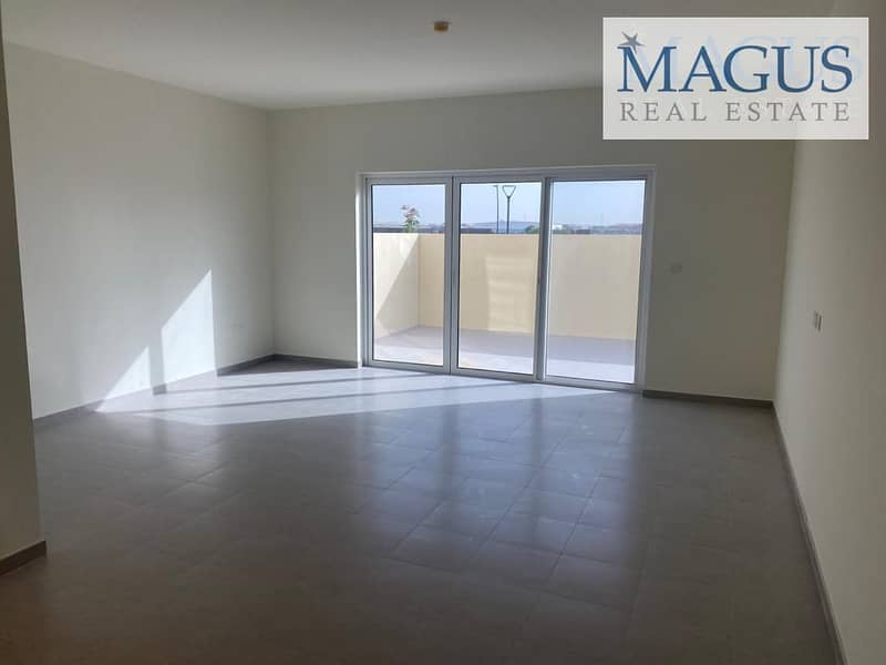 Corner Unit | Close to Park & Pool | Ready to move in