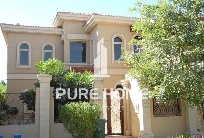 Great Investment! 4 Bedrooms  Villa With Private Pool For Sale
