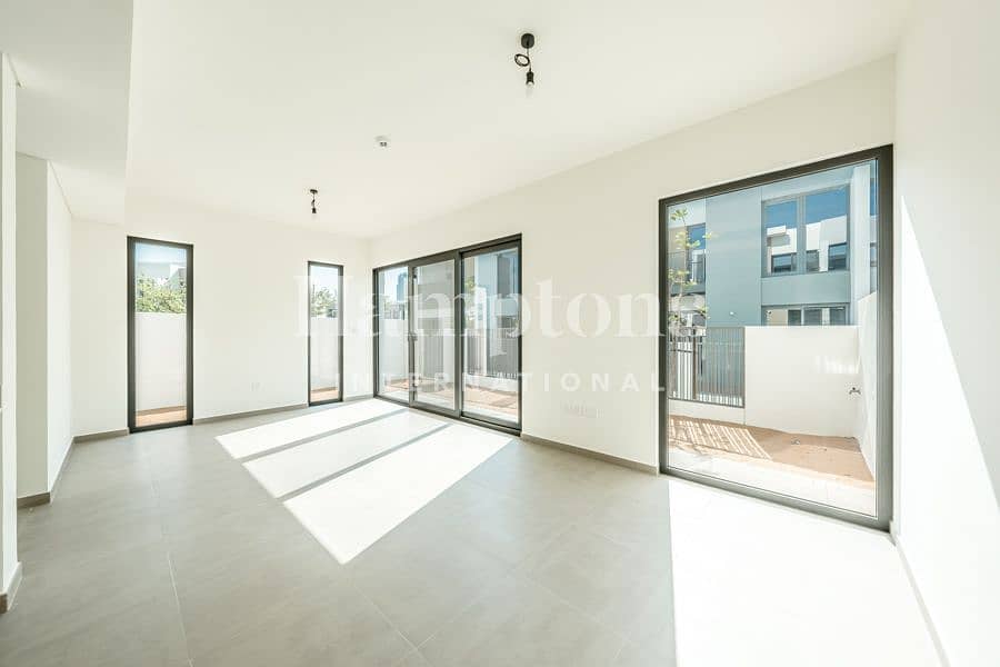 Motivated Seller | Vacant | Brand New Motivated Seller | Vacant | Brand New