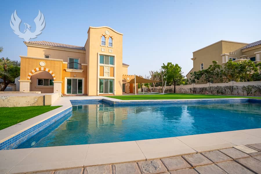 Vacant/Excellent condition/Newly landscape garden Vacant/Excellent condition/Newly landscape garden