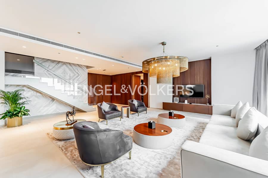 Huge Duplex Penthouse | High Floor | Terrace Huge Duplex Penthouse | High Floor | Terrace