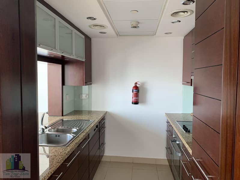 11 AMAZING 1BR FOR RENT IN BURJ VIEWS DOWNTOWN