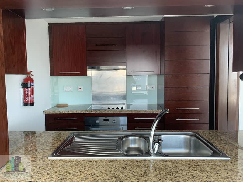 15 AMAZING 1BR FOR RENT IN BURJ VIEWS DOWNTOWN