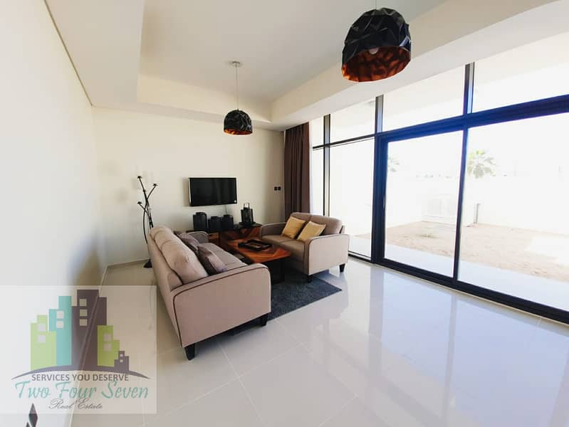 6 BEAUTIFUL 3BED+M FULLY FURNISHED SINGLE ROW IN AKOYA OXYGEN