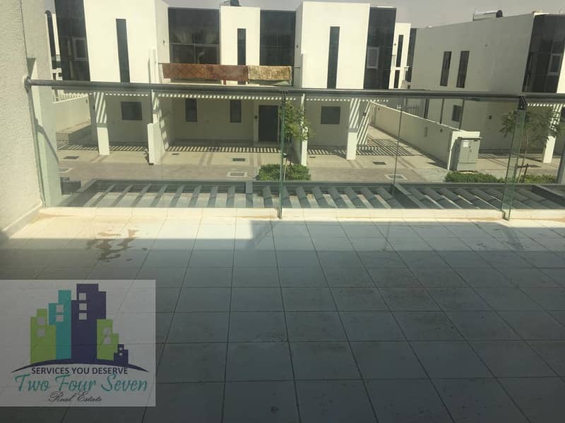 4 MUST SEE 3BED+M+STORAGE SINGLE ROW IN AKOYA OXYGEN FOR SALE