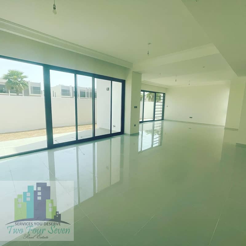 2 GOLF AND  PARK  VIEW HUGE 6 BED+M  IN AKOYA OXYGEN