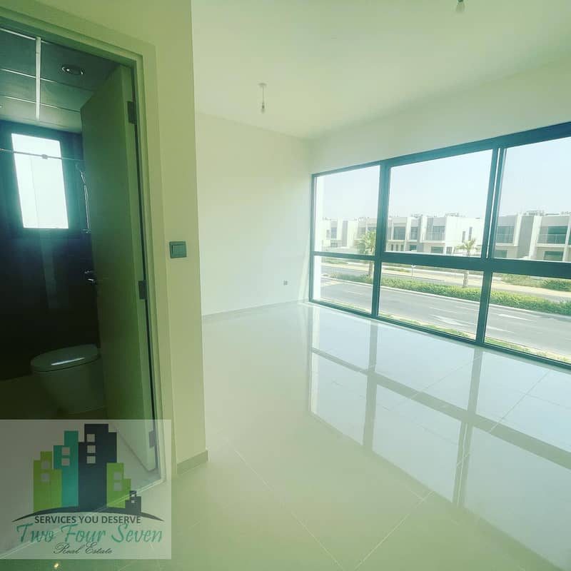 4 GOLF AND  PARK  VIEW HUGE 6 BED+M  IN AKOYA OXYGEN