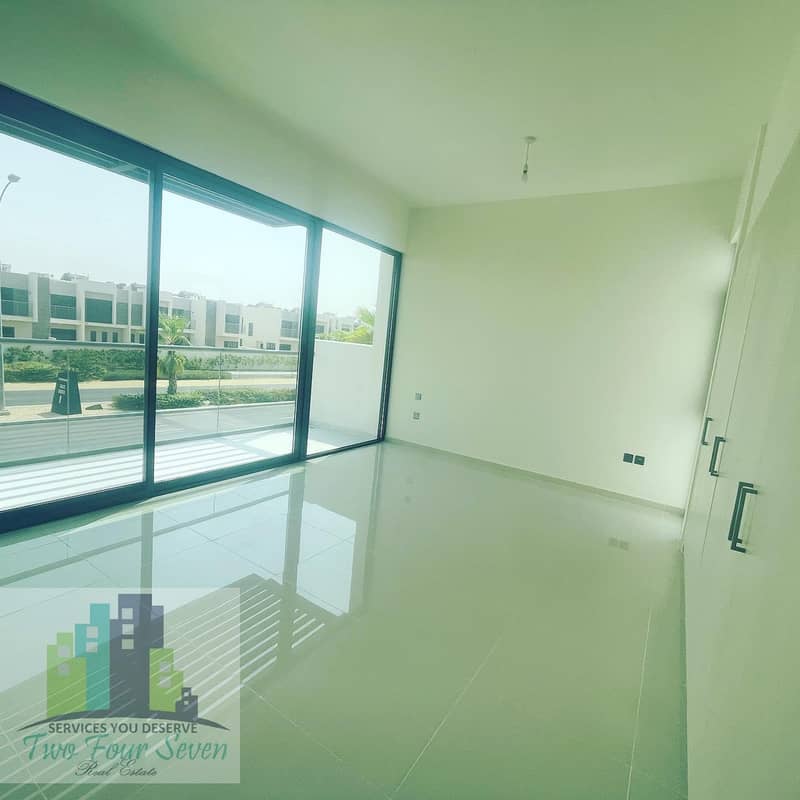 9 GOLF AND  PARK  VIEW HUGE 6 BED+M  IN AKOYA OXYGEN