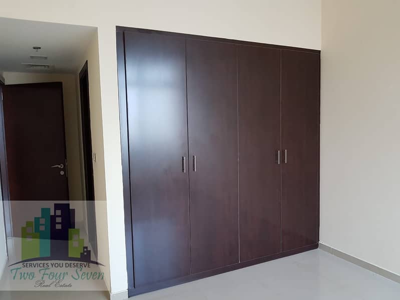 8 SPACIOUS  1 bhk IA AVAILABLE  ON AFFORDABLE RENT IN SPORTS CITY