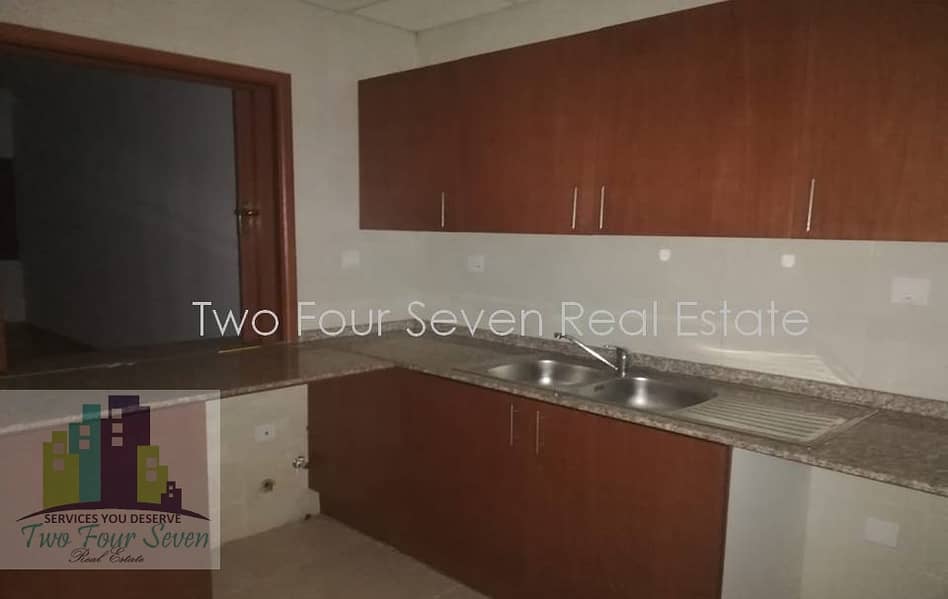 4 Equipped Kitchen Appliances / Unfurnished 1 Bedroom in Mag 218