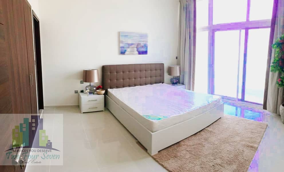 12 MIDDLE 3BED WITH MAID BIG LIVING AREA FURNISHED