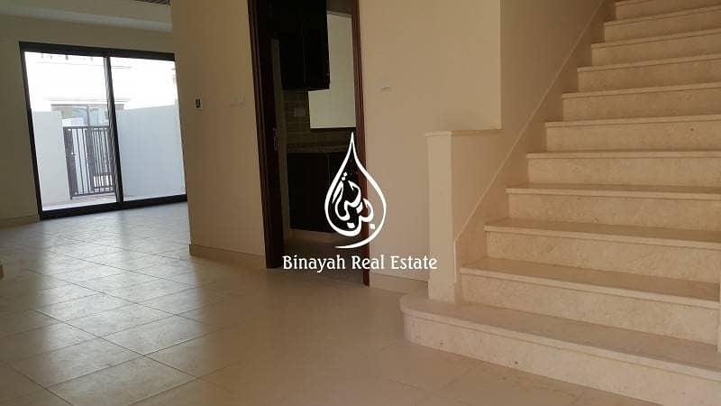 4 BR Semi Detached |on the Pool | Mira-5